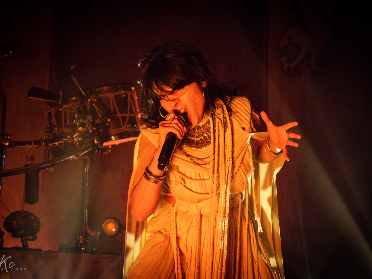 Intenso, teatral e impredecible, así fue el concierto de Igorrr en&nbsp;Helsinki